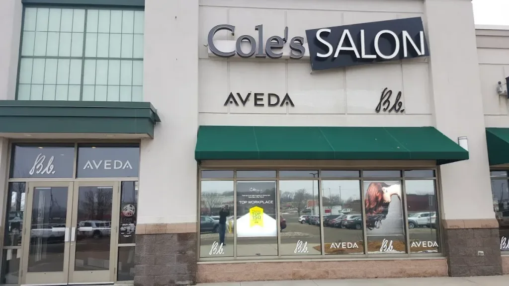 Cole's Salon — Beauty salon in Savage